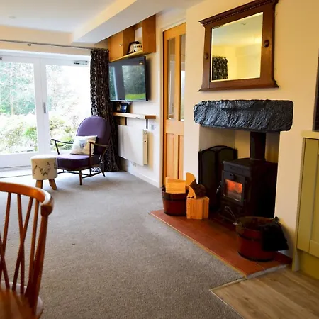 Bottom Shop, Elterwater Chapel Stile